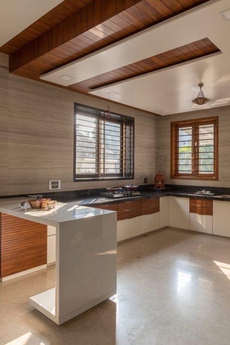 Minimalist Tray Ceiling